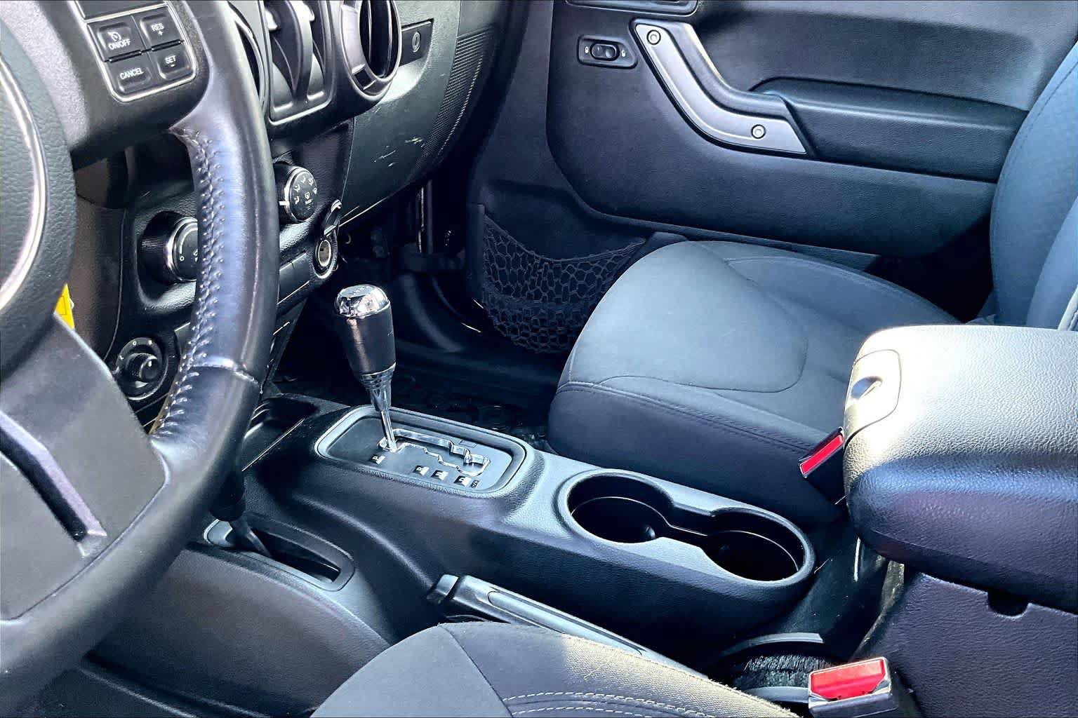 Used 2016 Jeep Wrangler Sport AWD/4WD image 17