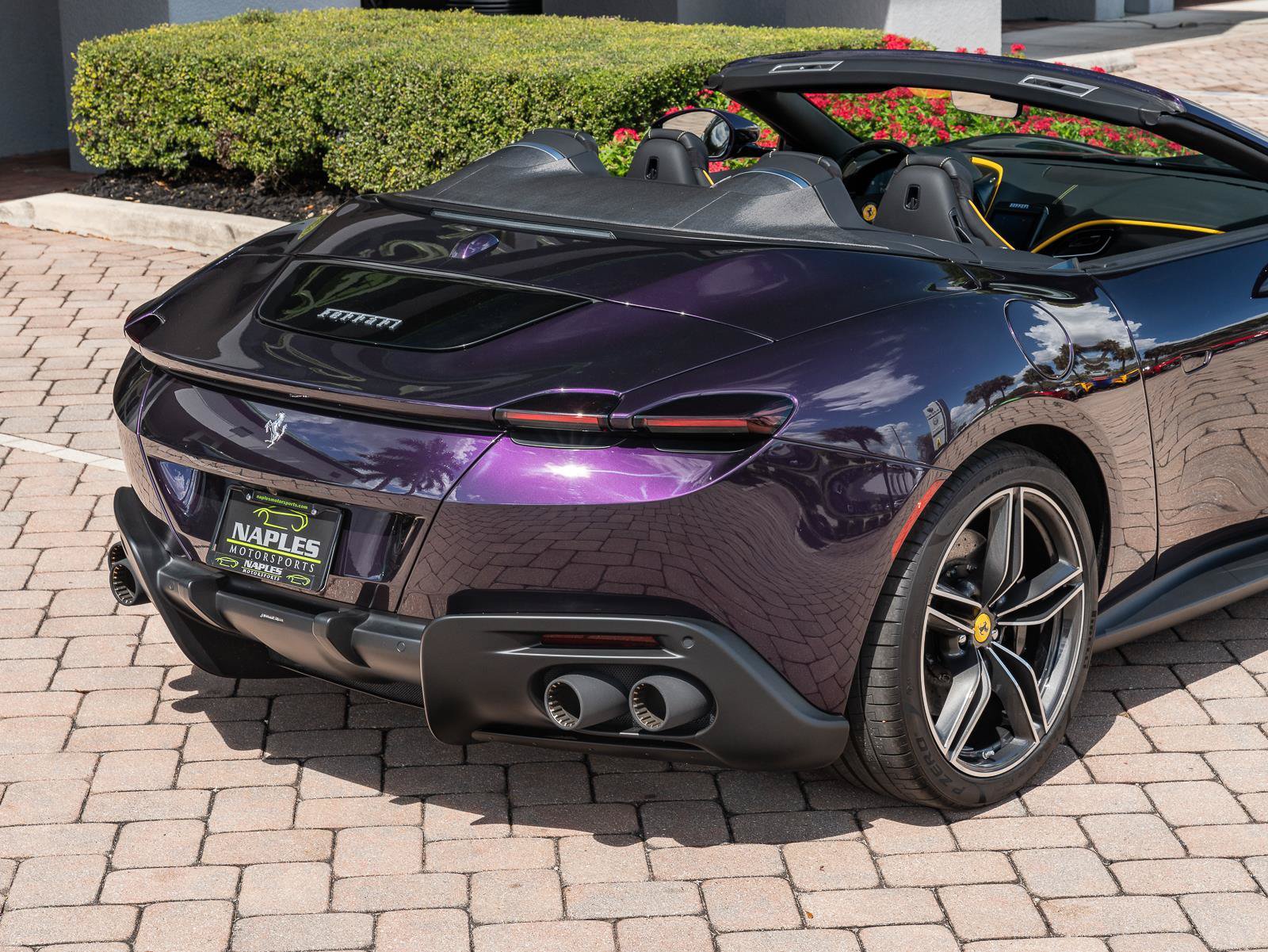 Used 2025 Ferrari Roma Spider RWD image 54