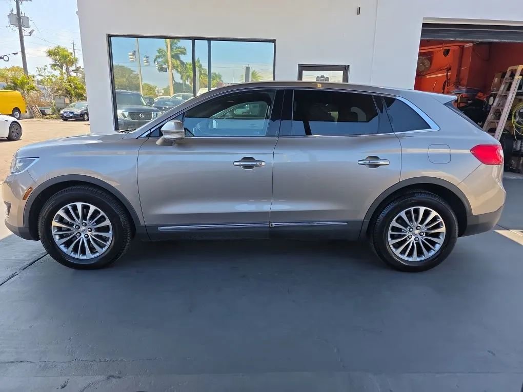 Used 2018 Lincoln MKX Select w/ Select Plus Package image 7