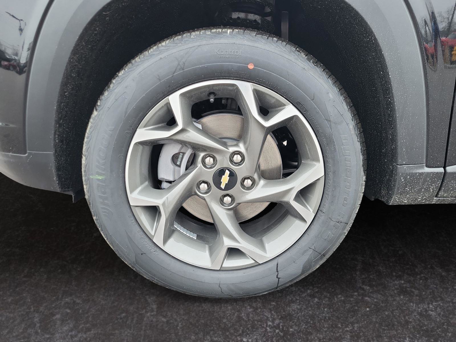 New 2026 Chevrolet Trax LT w/ Driver Confidence Package image 25