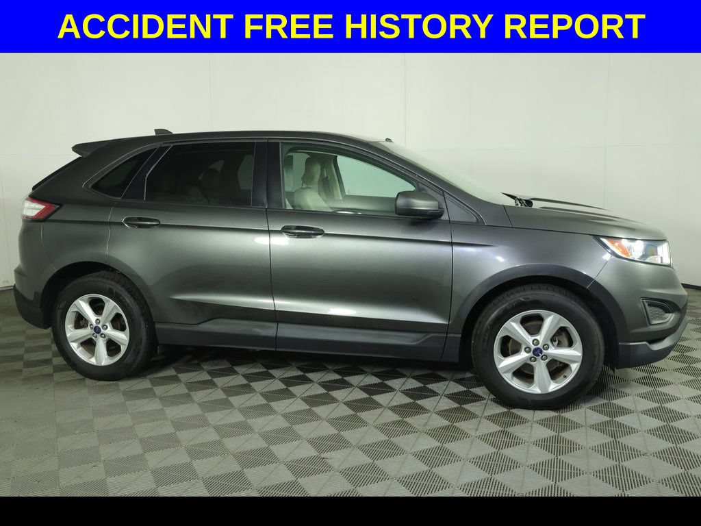 Used 2016 Ford Edge SE FWD image 2