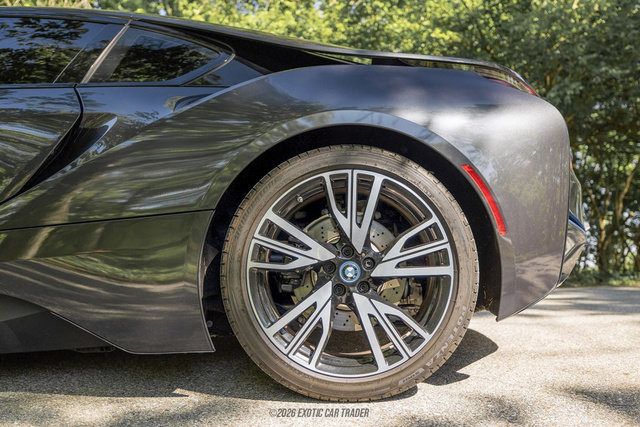 Used 2015 BMW i8 AWD/4WD image 5