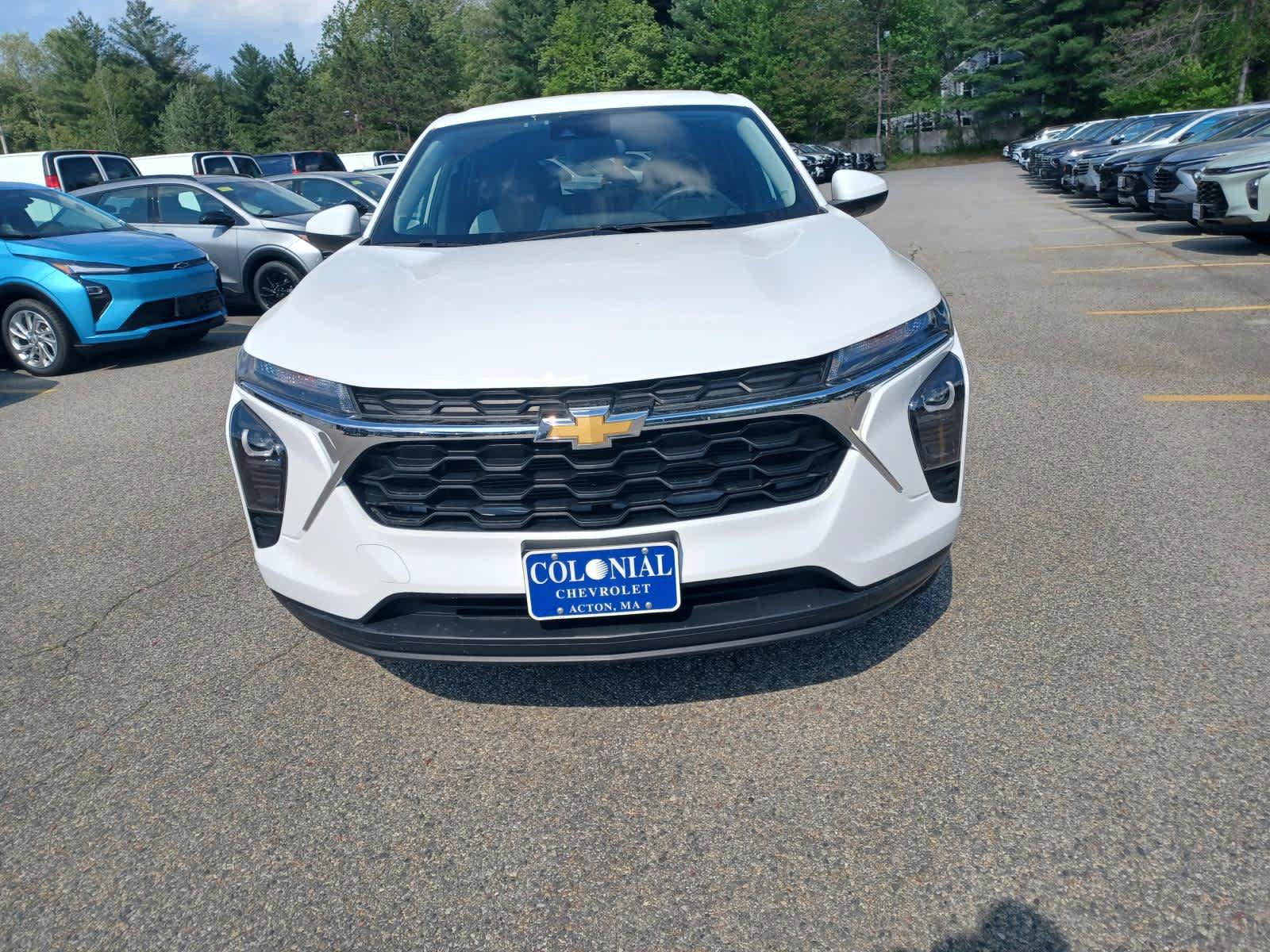 Used 2024 Chevrolet Trax LS w/ LS Convenience Package FWD image 20
