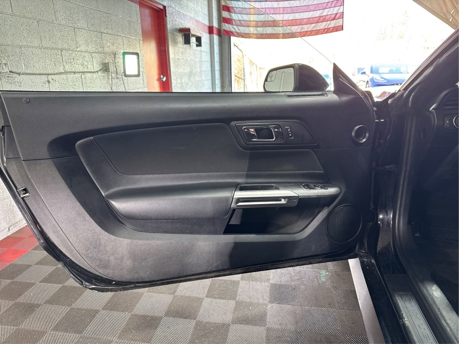 Used 2016 Ford Mustang Coupe w/ Equipment Group 051A RWD image 17