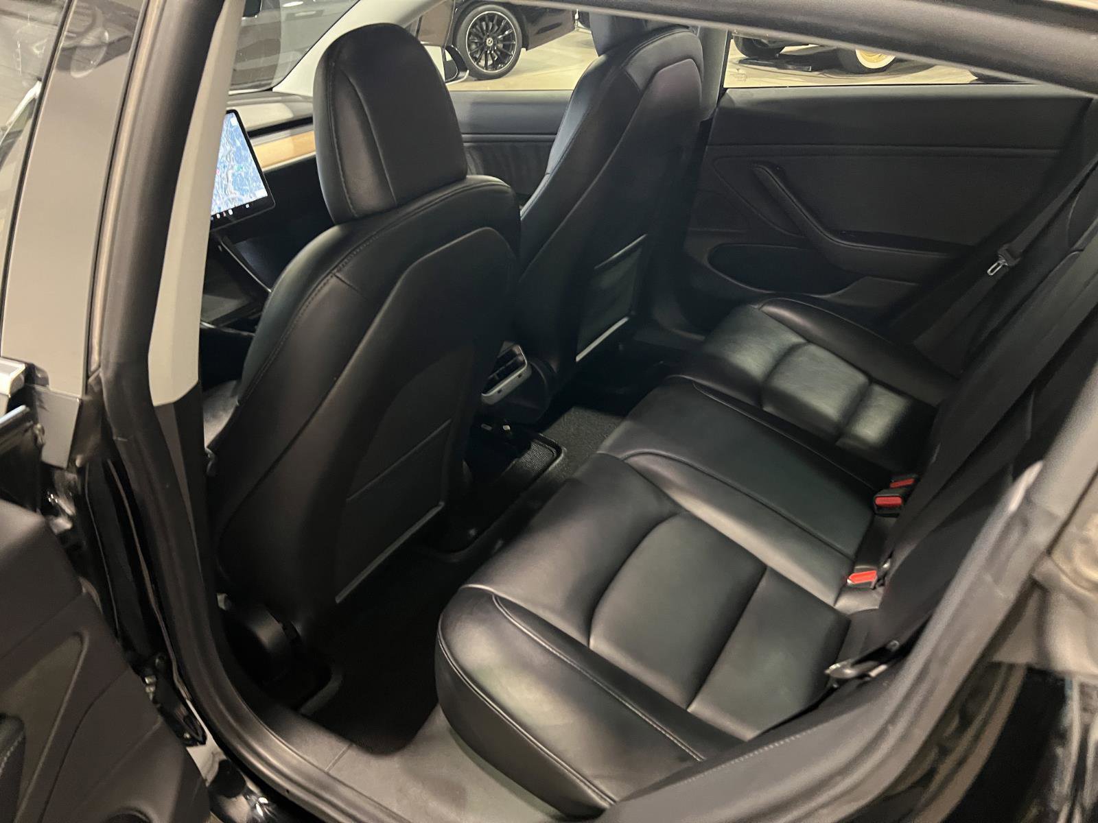 Used 2019 Tesla Model 3 Long Range image 26