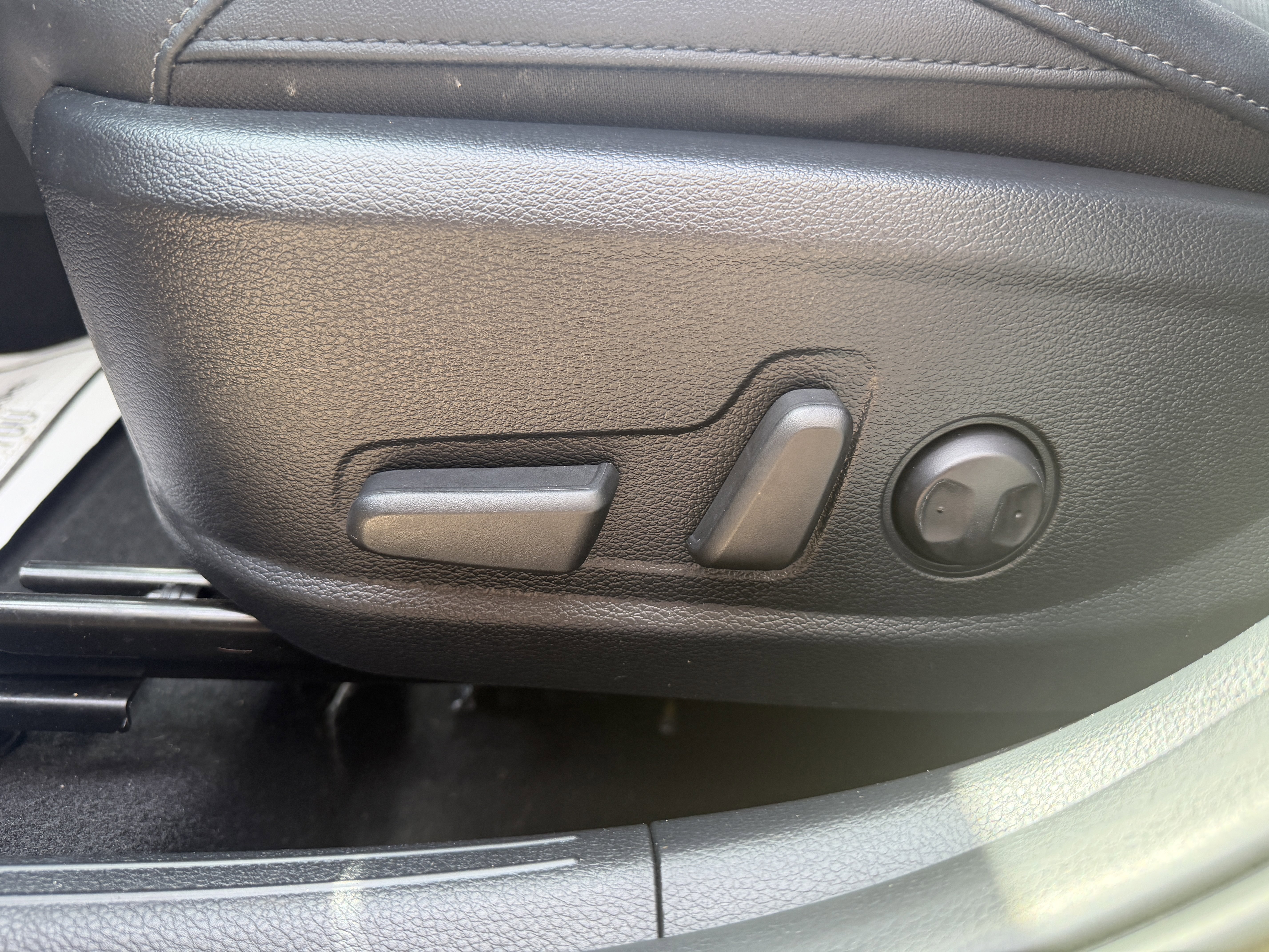Used 2021 Kia Seltos SX w/ SX Sunroof Package AWD/4WD image 31