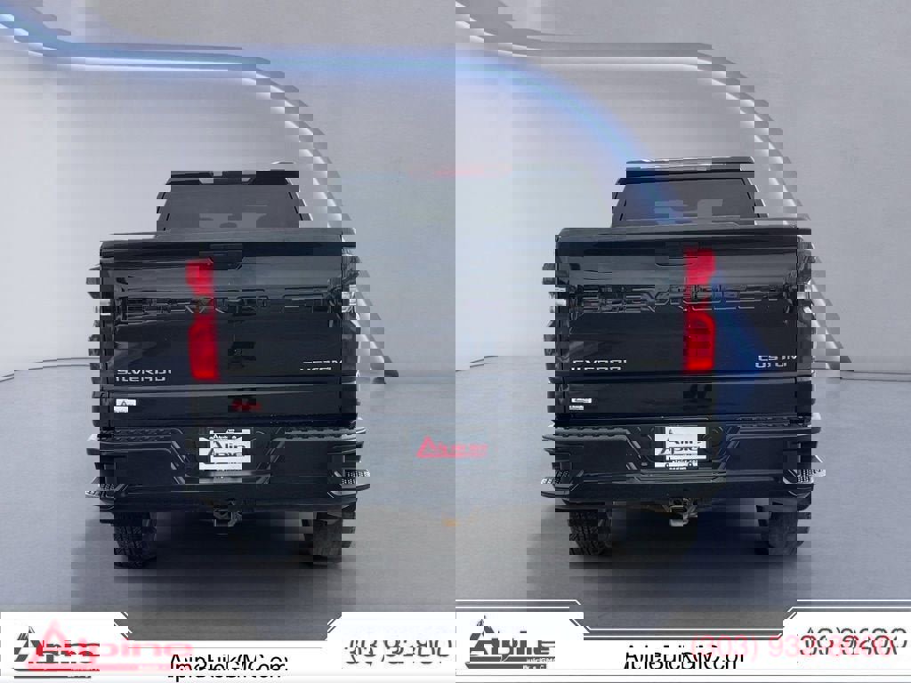 Used 2022 Chevrolet Silverado 1500 Custom image 4