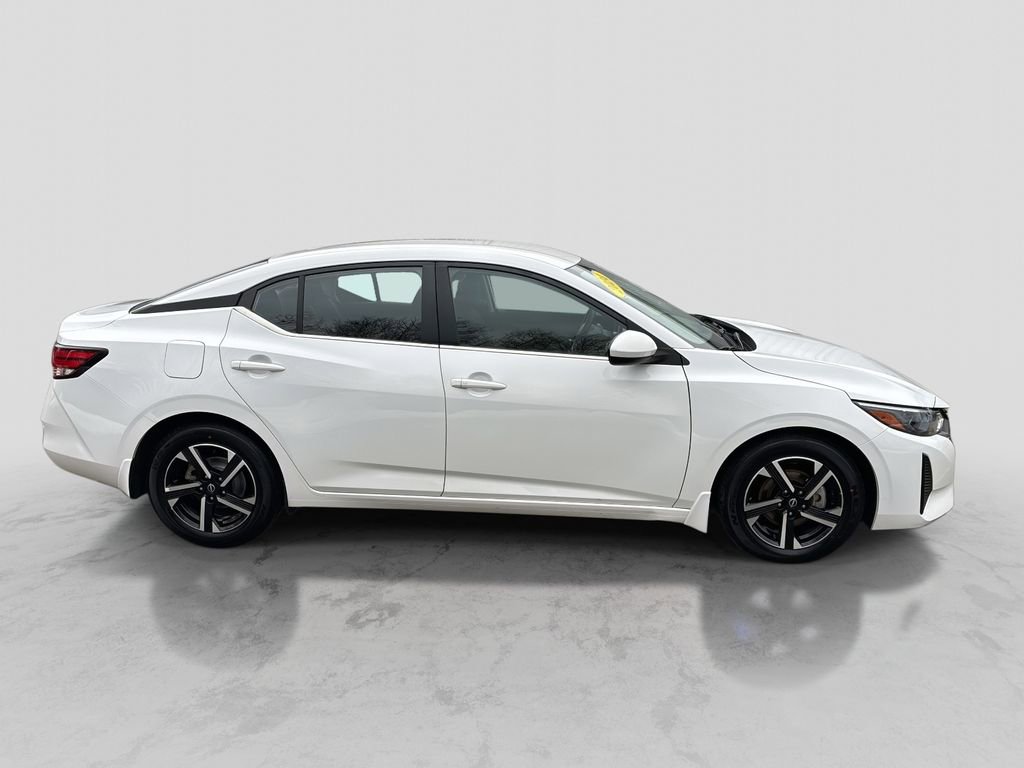 Used 2024 Nissan Sentra SV image 8