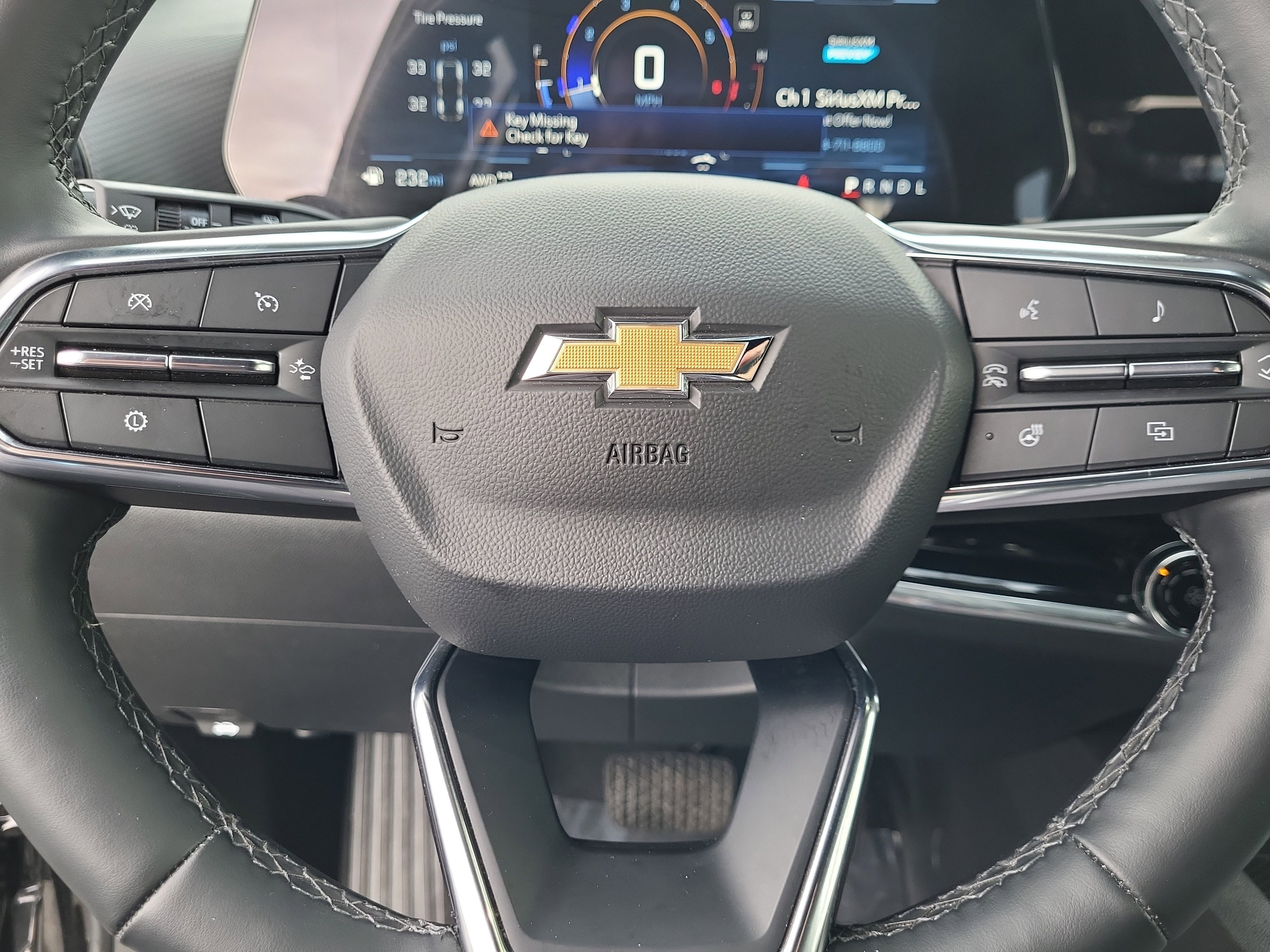 Certified 2025 Chevrolet Equinox LT w/ Safety and Technology Package image 8