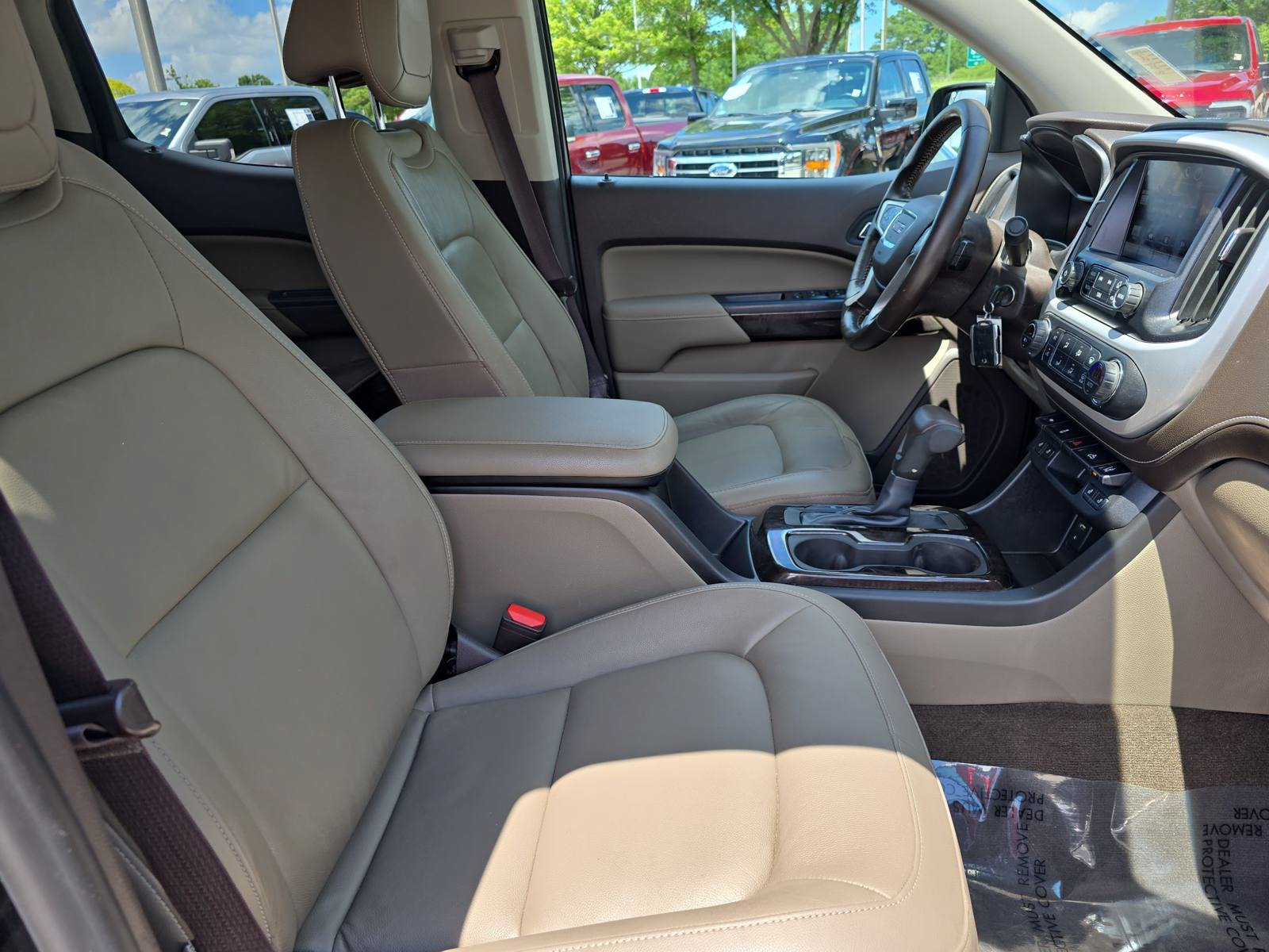 Used 2015 GMC Canyon SLT w/ Driver Alert Package AWD/4WD image 10