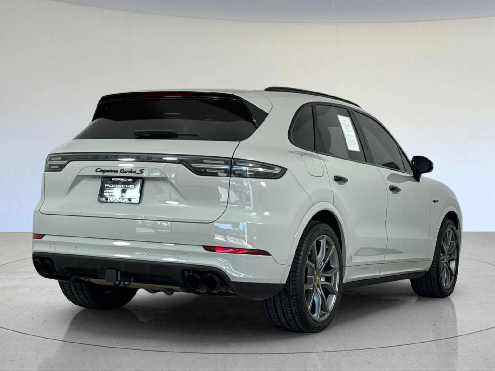 Certified 2023 Porsche Cayenne Turbo S AWD/4WD image 8