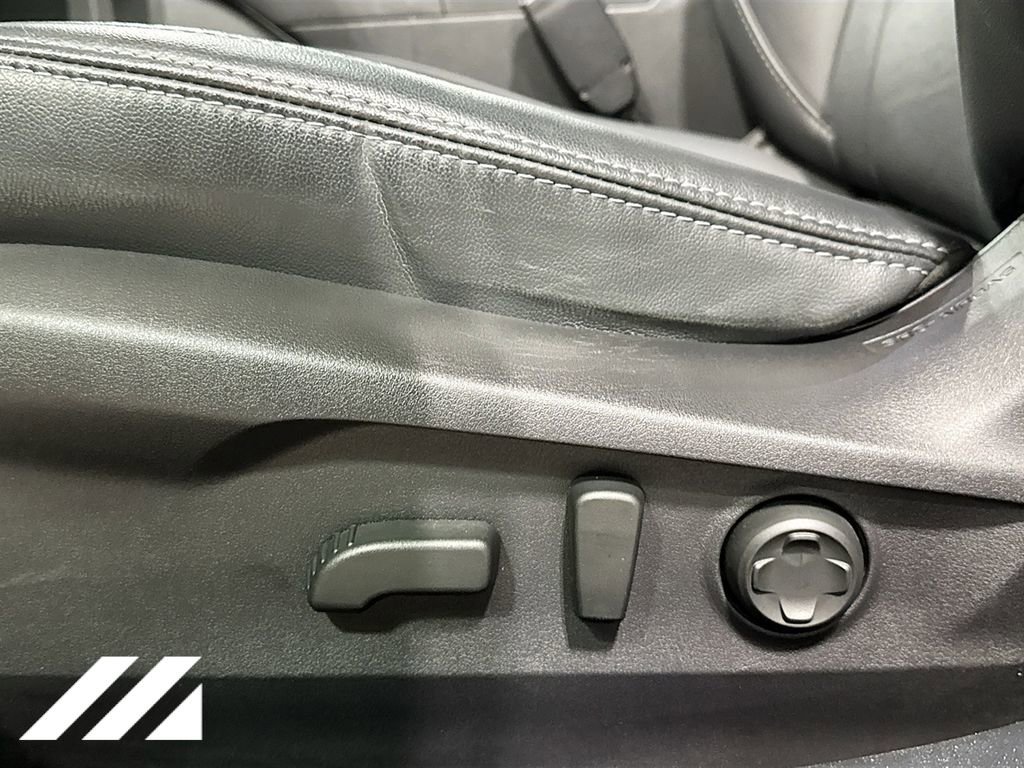 Certified 2025 Subaru Outback Limited image 22