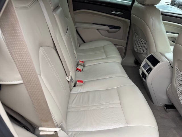 Used 2013 Cadillac SRX Luxury w/ Driver Awareness Package FWD image 20