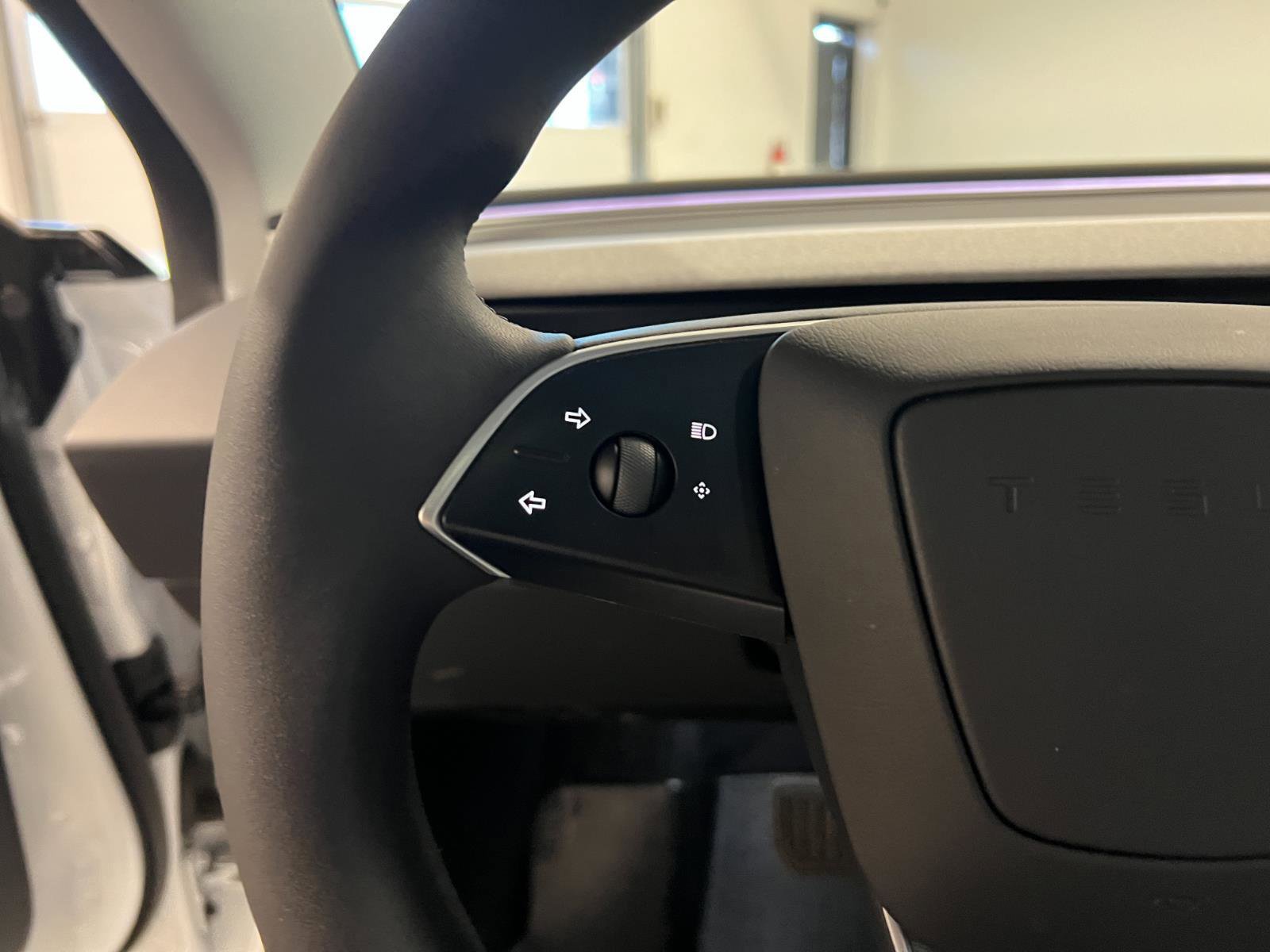 Used 2025 Tesla Model 3 Long Range image 12
