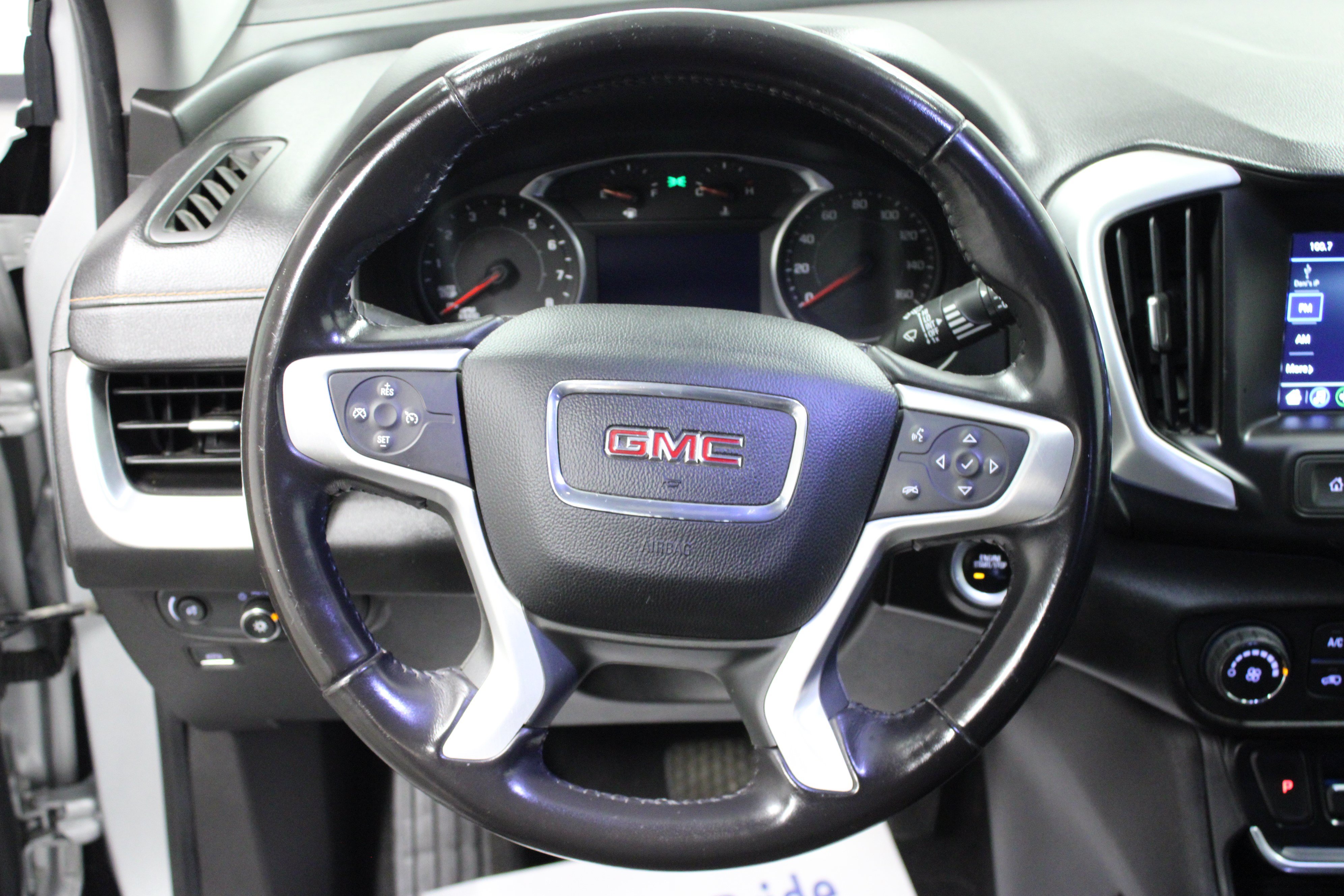 Used 2019 GMC Terrain SLE FWD image 17
