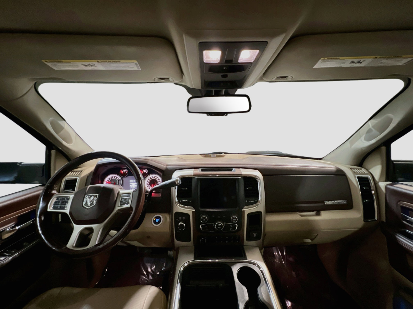 Used 2018 RAM 3500 Laramie AWD/4WD image 17