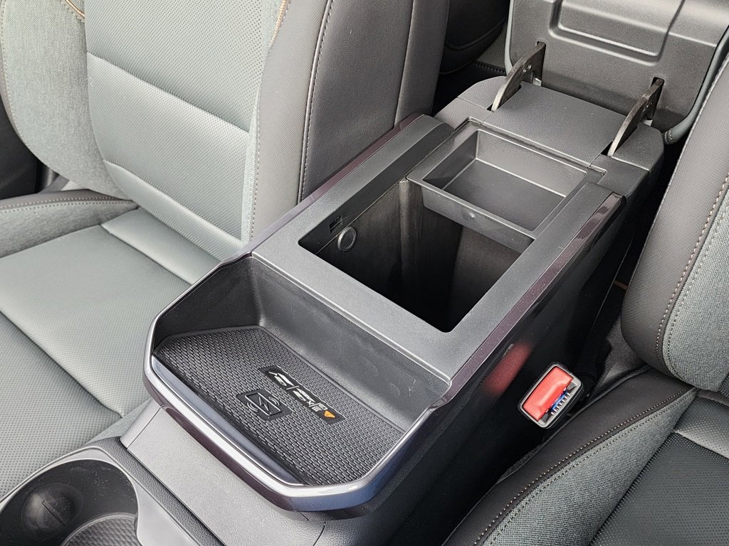 New 2026 GMC Terrain AT4 w/ Convenience Package III image 34