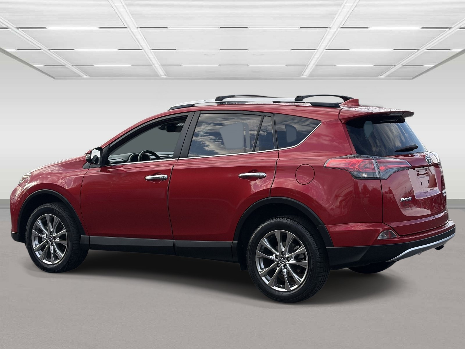 Used 2016 Toyota RAV4 Limited AWD/4WD image 3