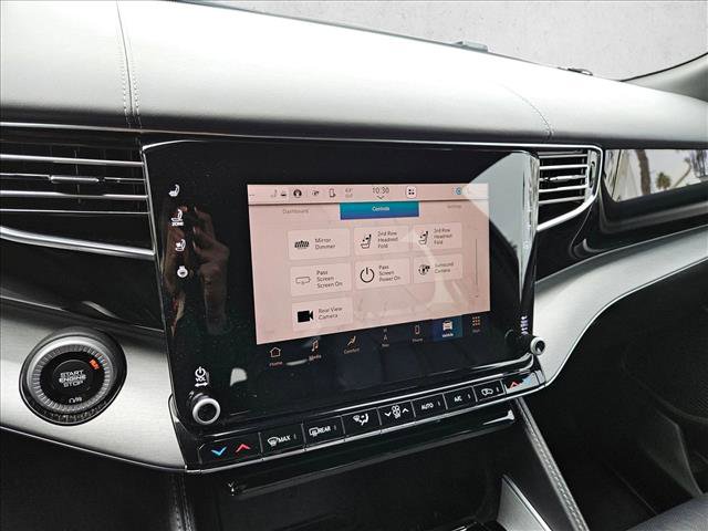 Used 2023 Jeep Wagoneer Series II w/ Convenience Group I image 12