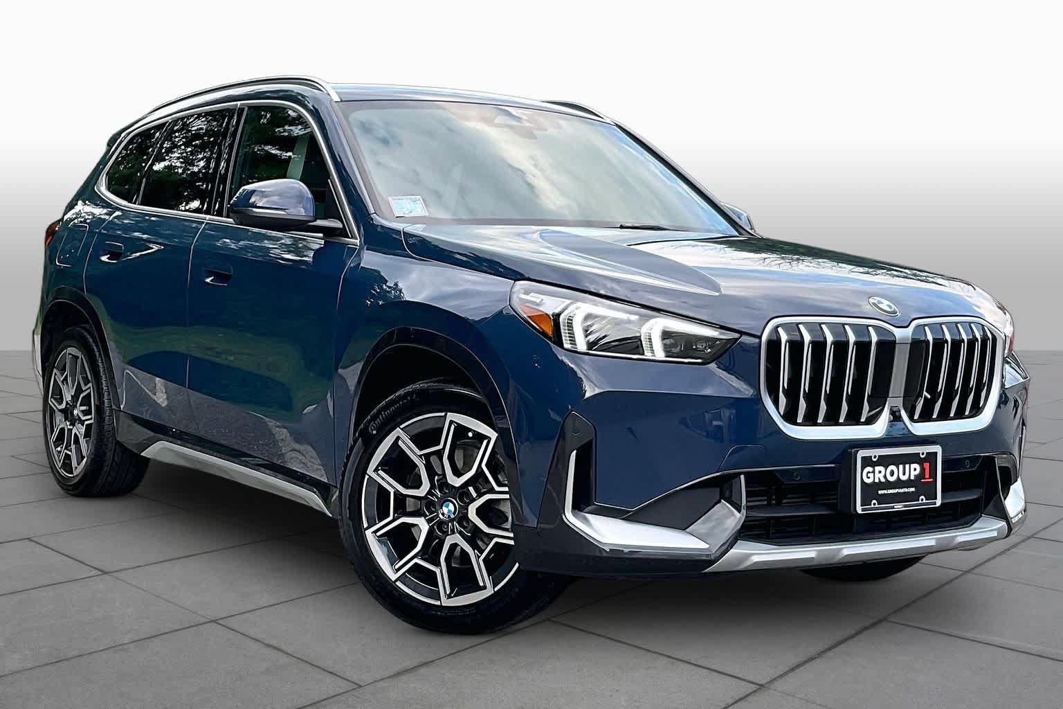 New 2026 BMW X1 xDrive28i w/ Technology Package AWD/4WD image 2
