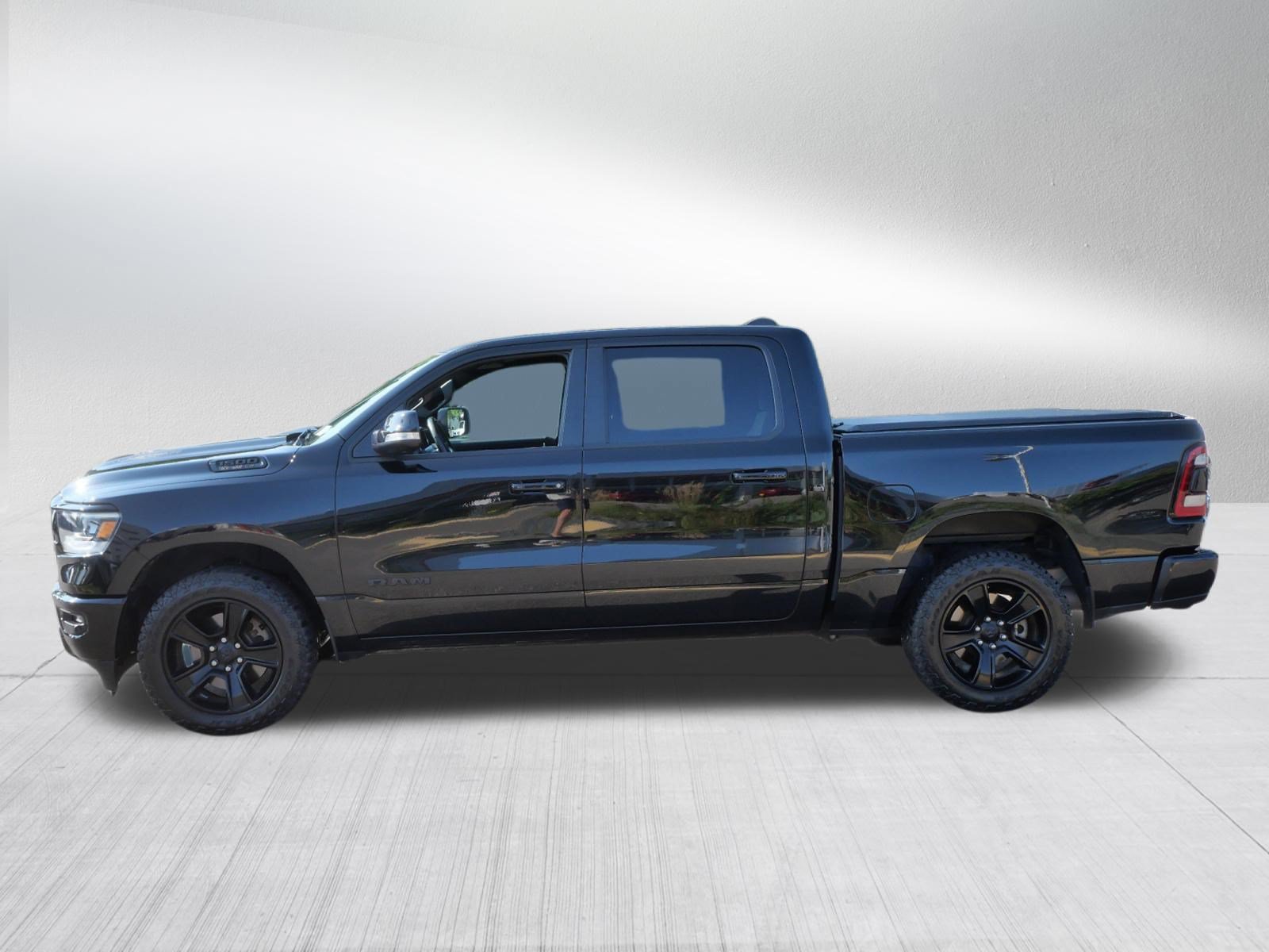 Used 2021 RAM 1500 Big Horn AWD/4WD image 4