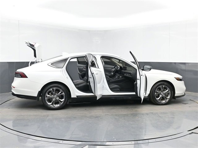 Used 2023 Honda Accord EX-L image 55