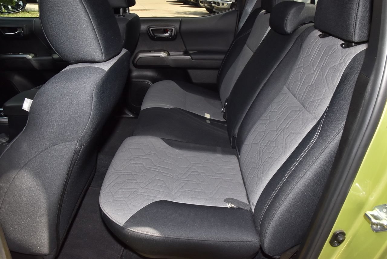 Used 2023 Toyota Tacoma TRD Off-Road w/ Technology Package AWD/4WD image 14