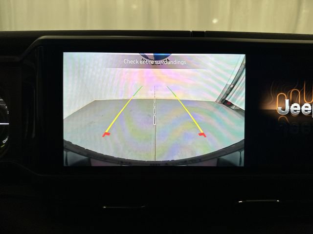 Used 2025 Jeep Wrangler Unlimited Sahara w/ Safety Group AWD/4WD image 25