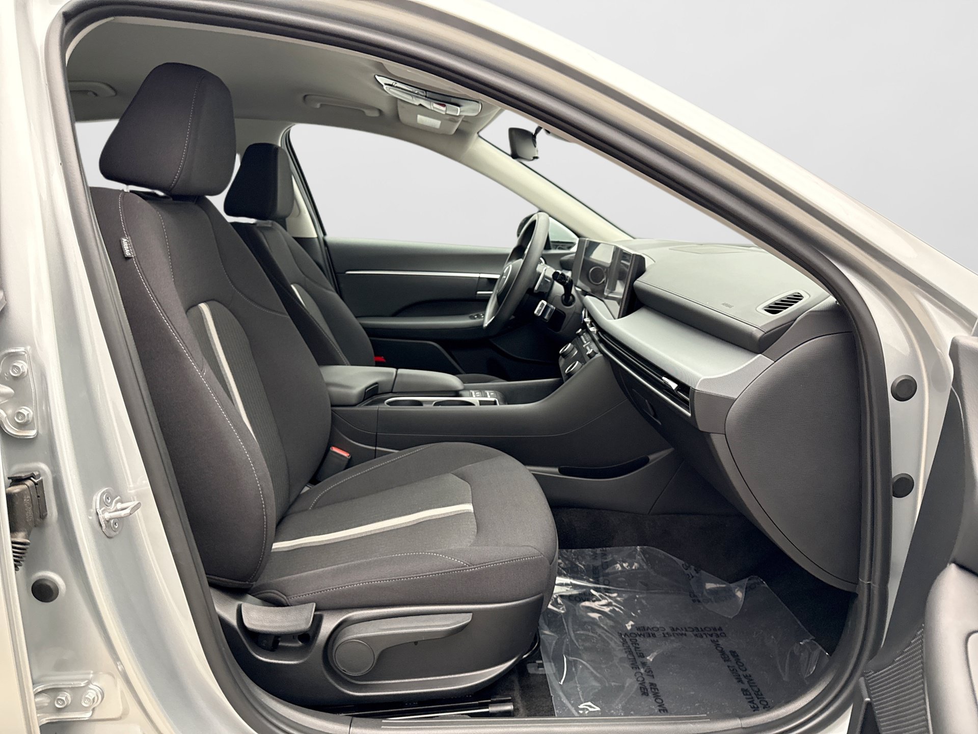 Used 2024 Hyundai Sonata SEL FWD image 9