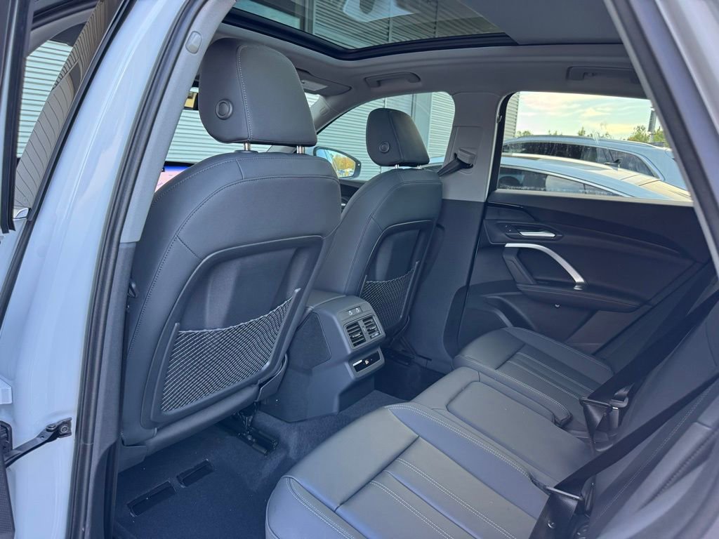 New 2025 Audi Q5 Premium image 23