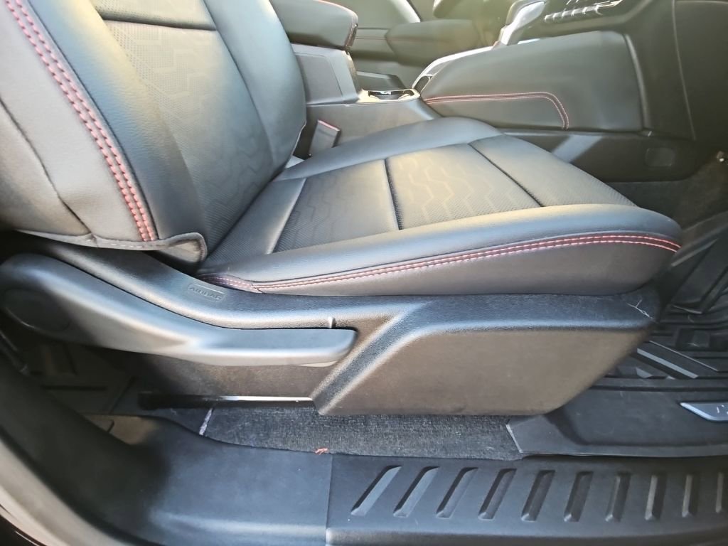 Certified 2024 Chevrolet Colorado Z71 w/ Z71 Convenience Package 2 image 21