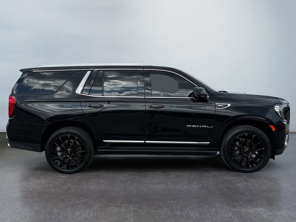 Used 2022 GMC Yukon Denali AWD/4WD image 2