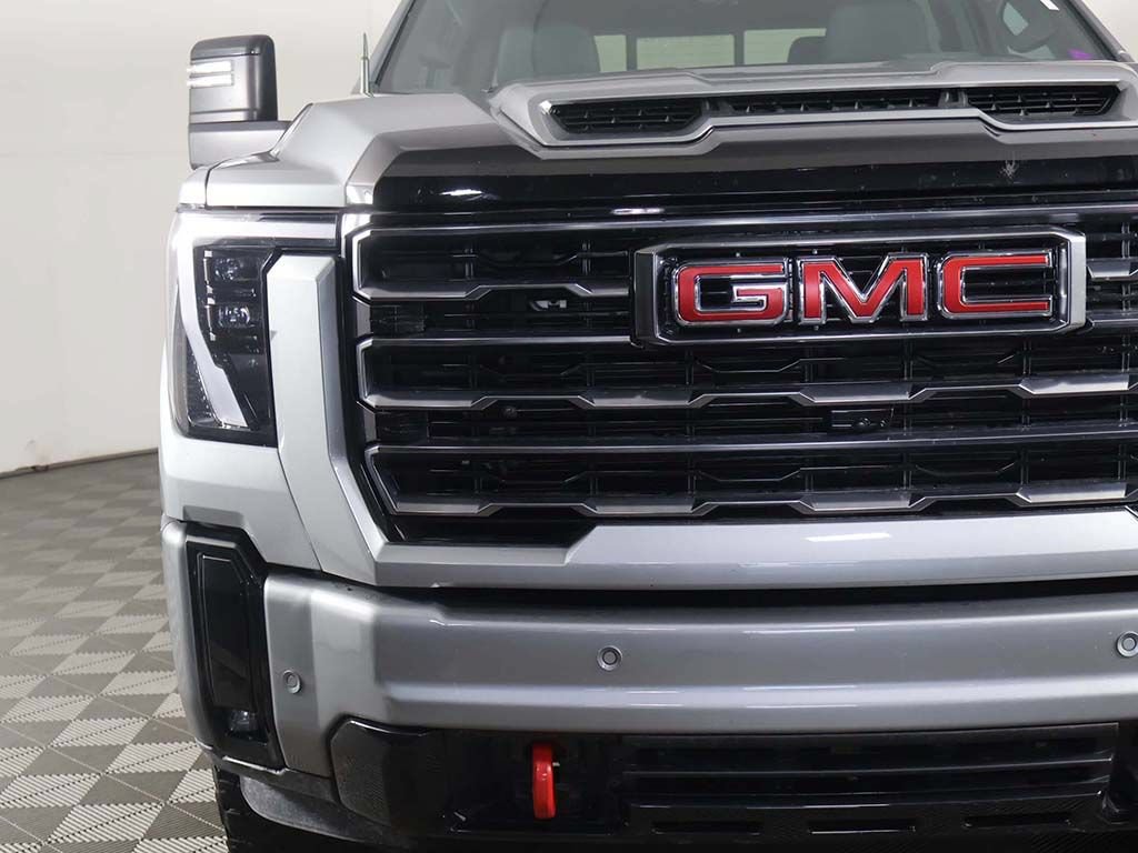 Used 2025 GMC Sierra 2500 AT4 w/ Technology Package AWD/4WD image 17