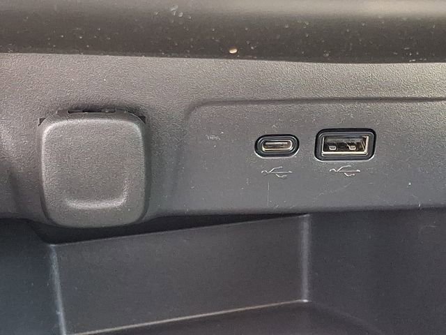 Used 2025 Chevrolet Trax LS image 25