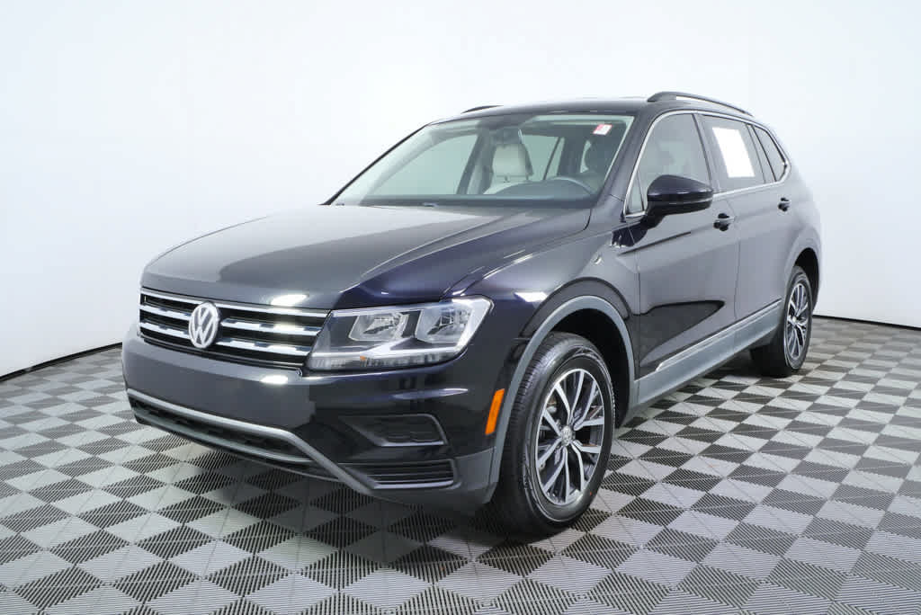 Certified 2020 Volkswagen Tiguan SE FWD image 32