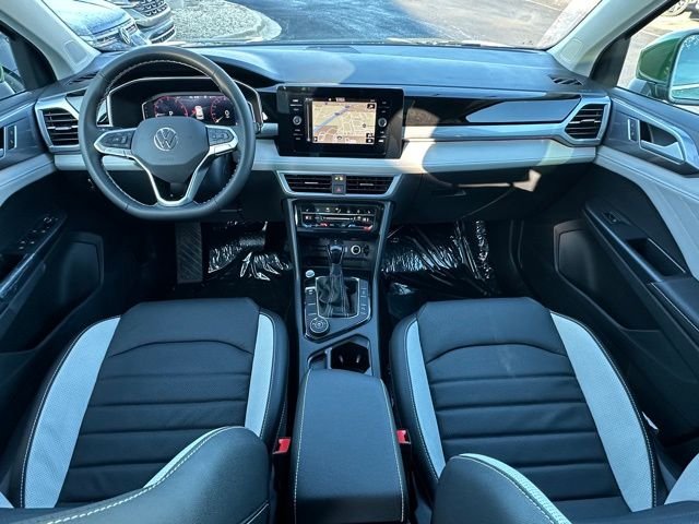 New 2026 Volkswagen Taos SEL AWD/4WD image 33