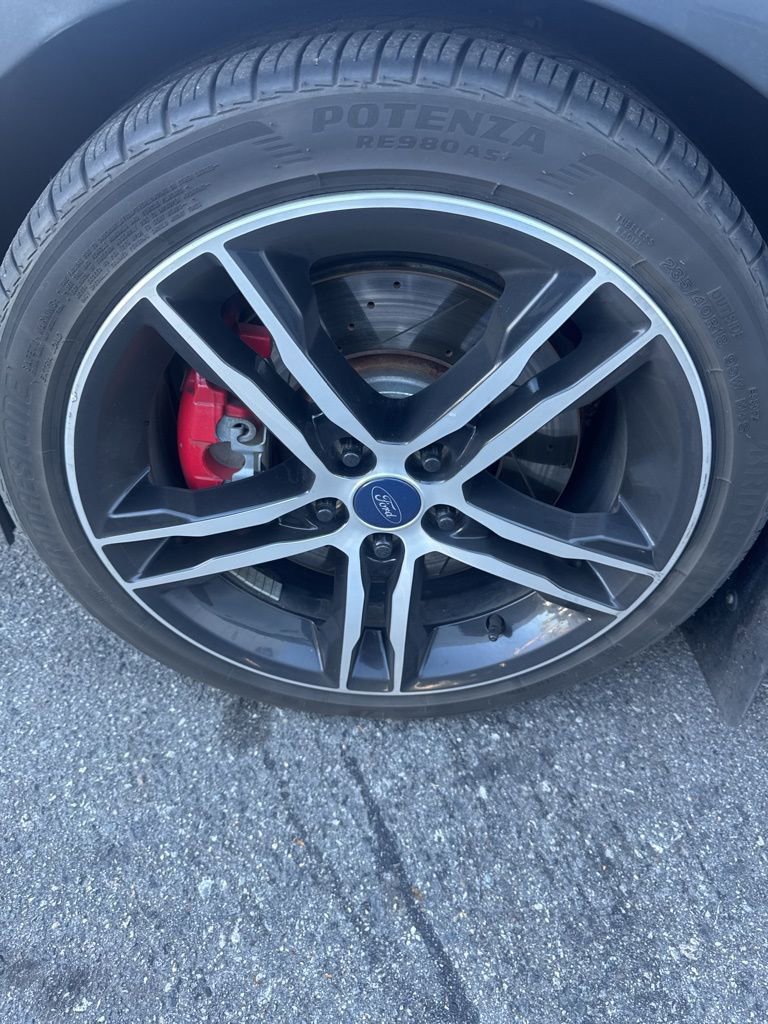 Used 2018 Ford Focus ST image 8