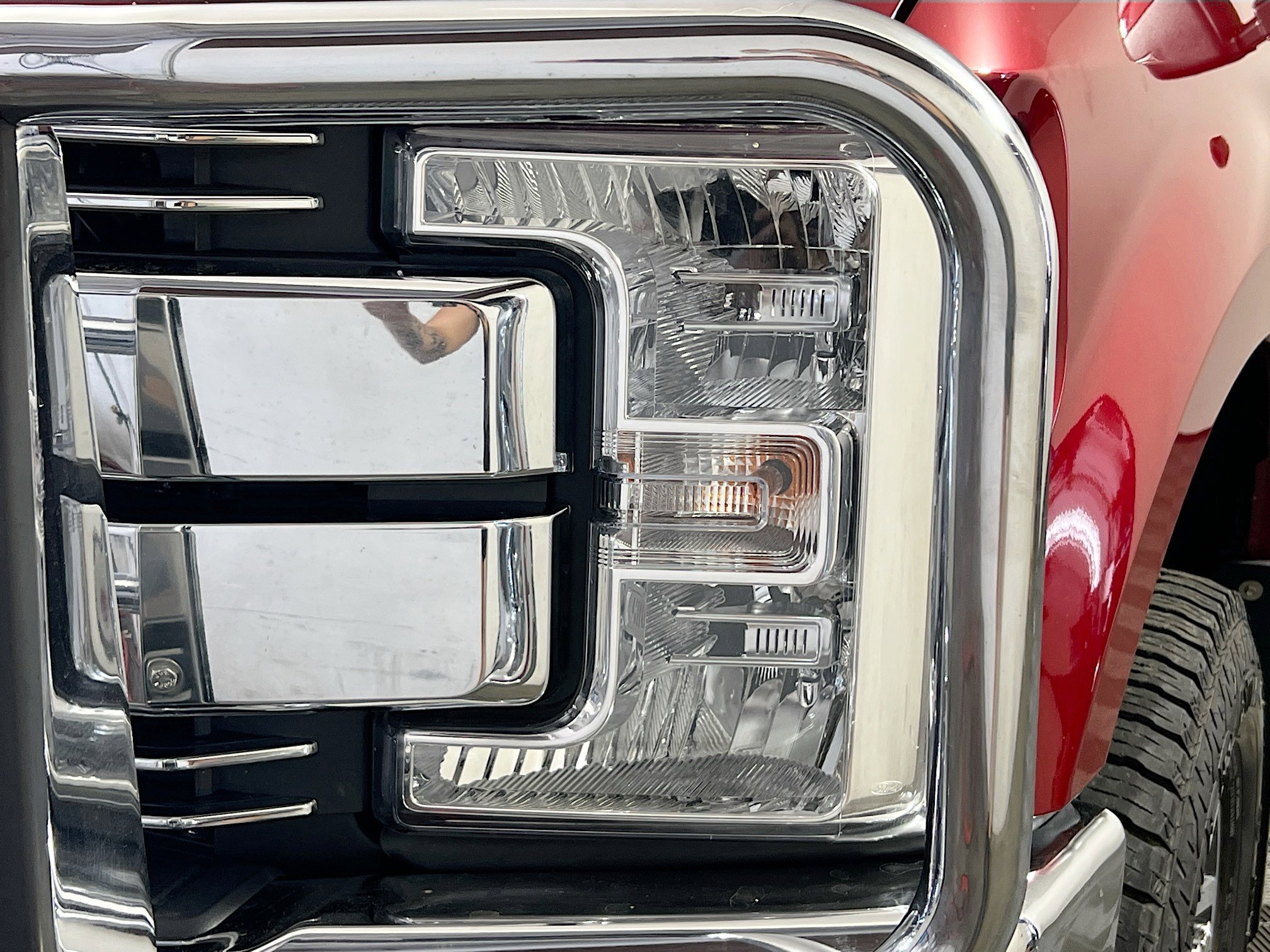 Used 2019 Ford F350 Lariat w/ Lariat Value Package image 11