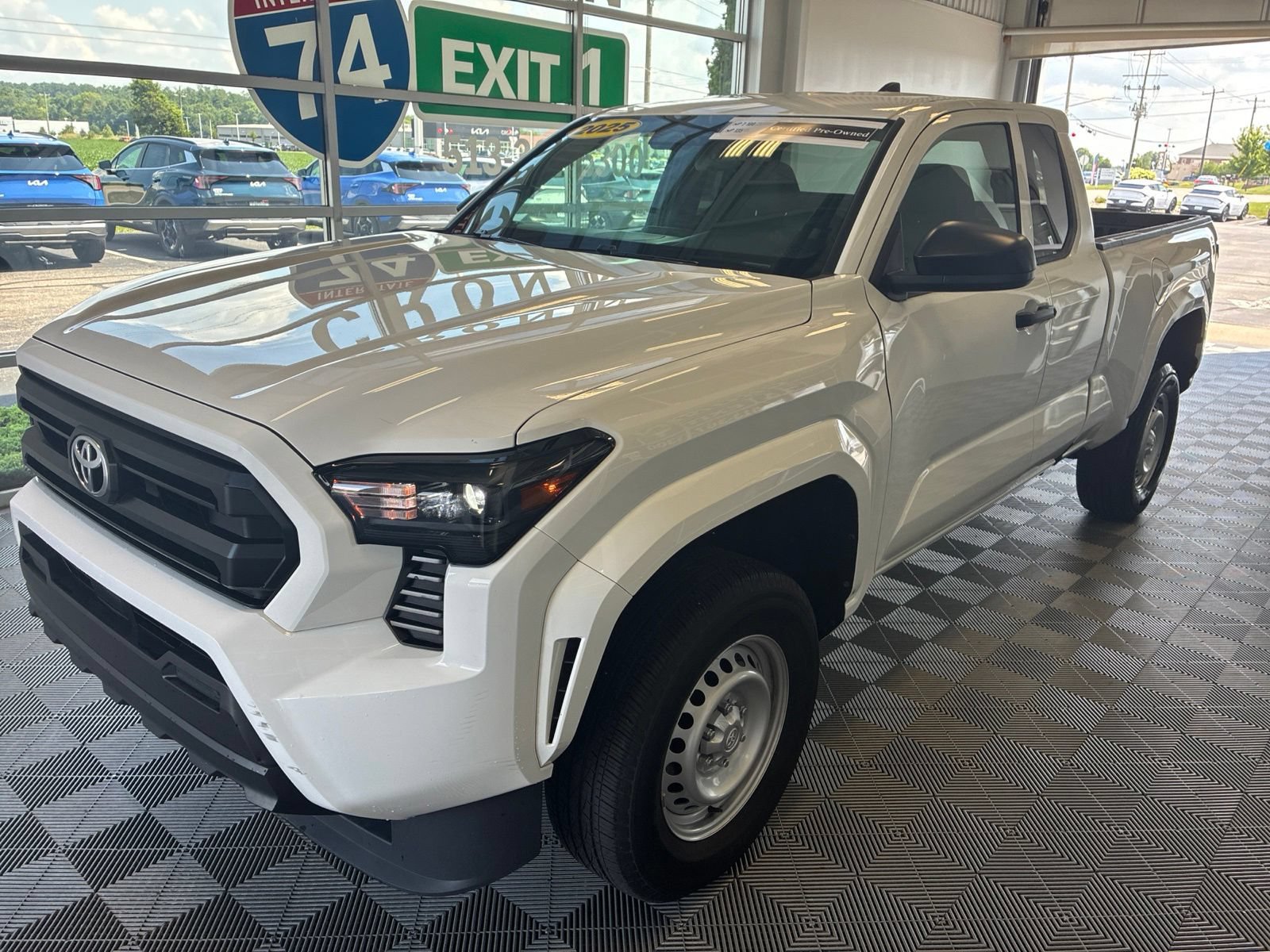 Used 2025 Toyota Tacoma SR RWD image 3
