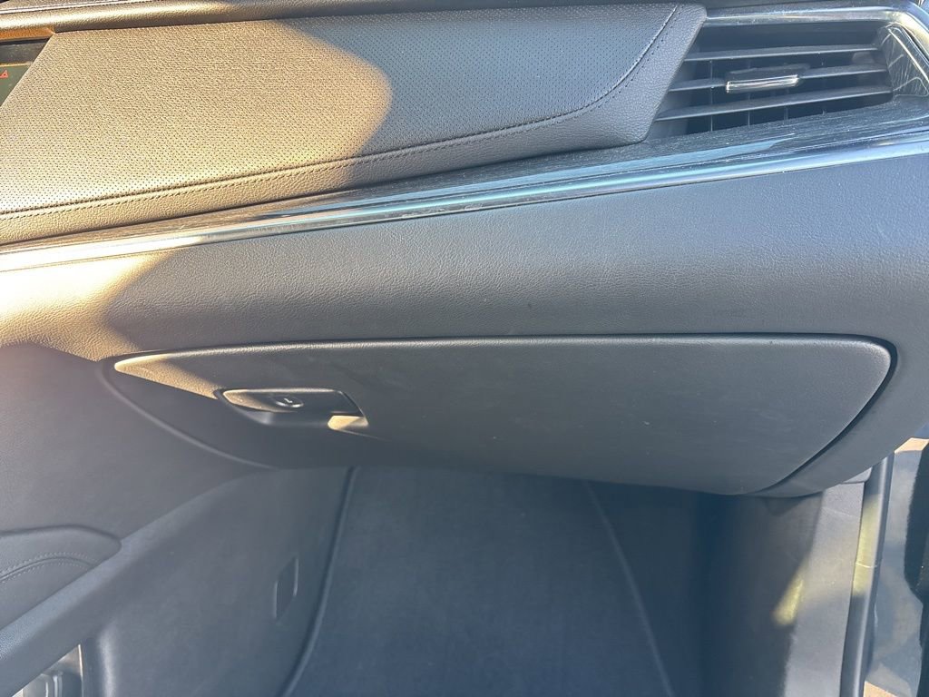 Used 2022 Cadillac XT5 Premium Luxury image 31