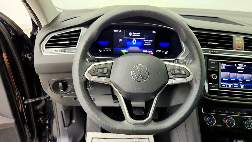 Used 2022 Volkswagen Tiguan S AWD/4WD image 13
