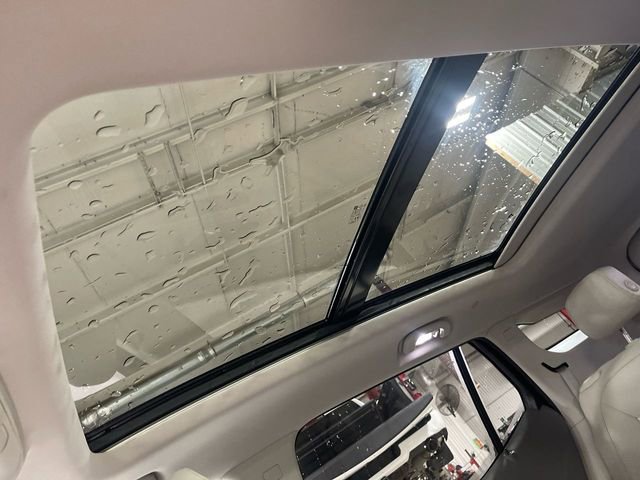 Used 2019 GMC Terrain Denali w/ Advanced Safety Package image 22