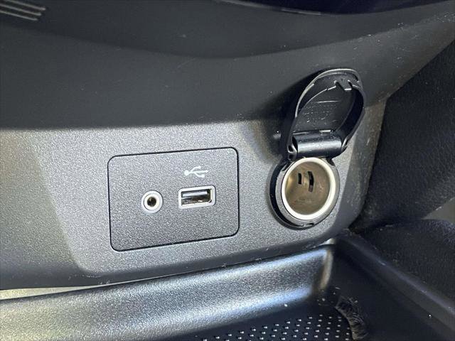 Used 2020 Nissan Rogue S image 27