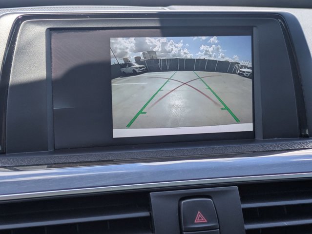 Used 2018 BMW 320i Sedan w/ Convenience Package image 13