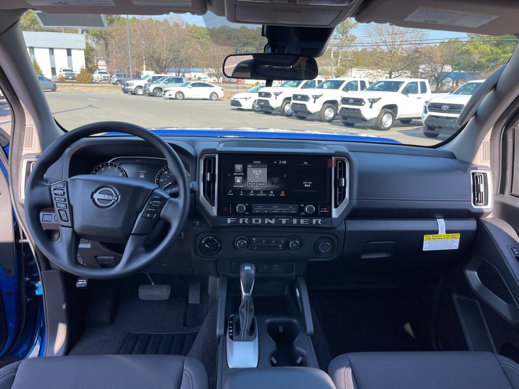 Certified 2025 Nissan Frontier SV w/ Tow Package image 8
