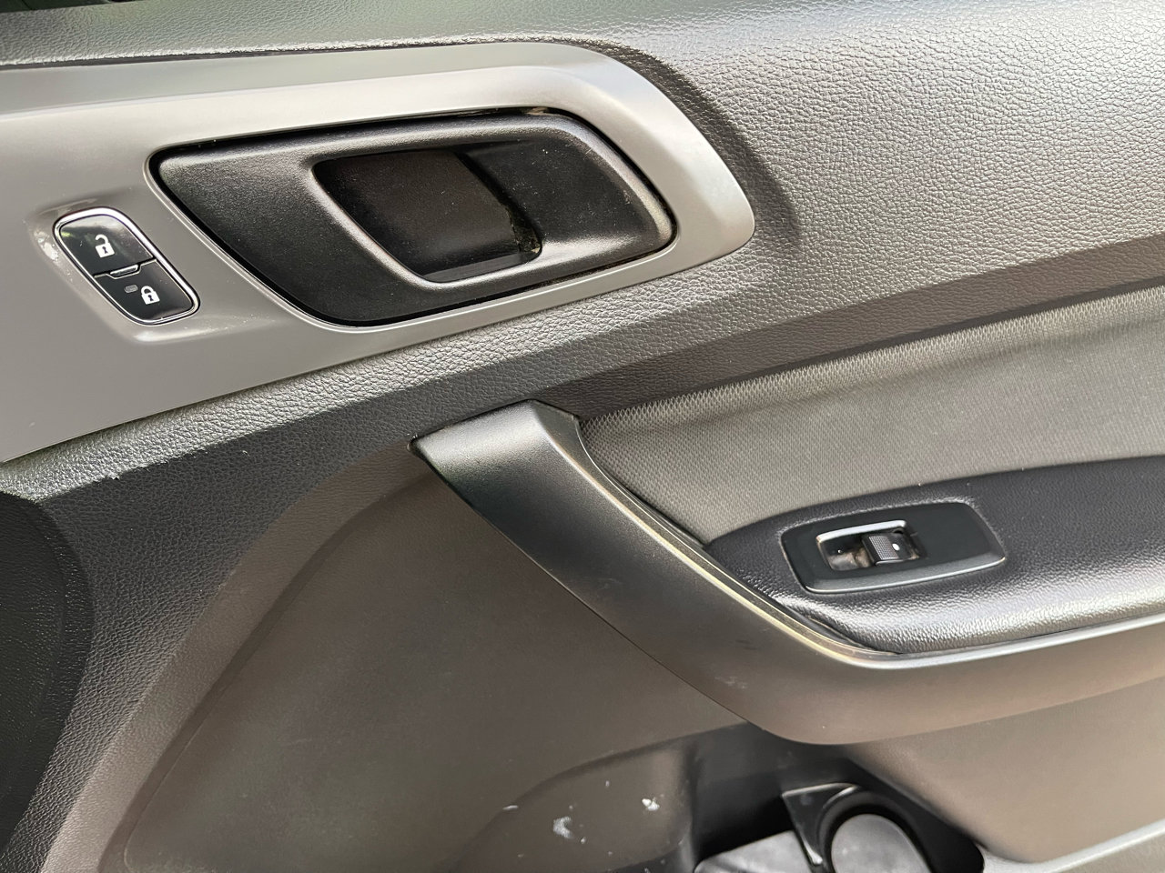 Used 2019 Ford Ranger XL w/ Equipment Group 101A Mid image 16