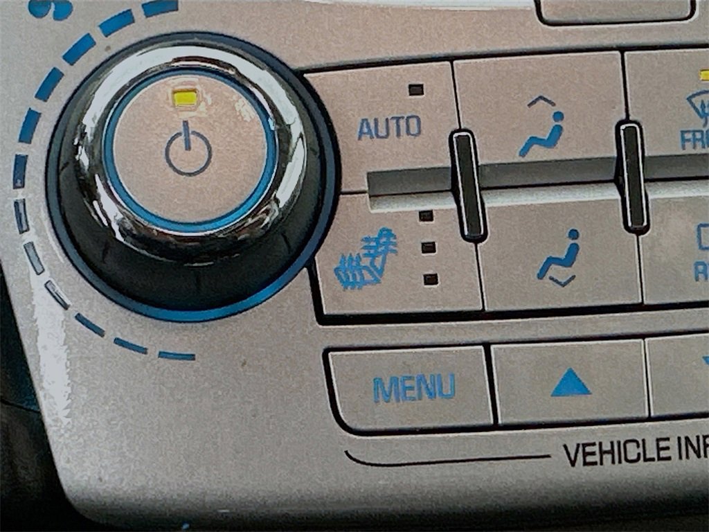 Used 2015 Chevrolet Equinox LT image 23