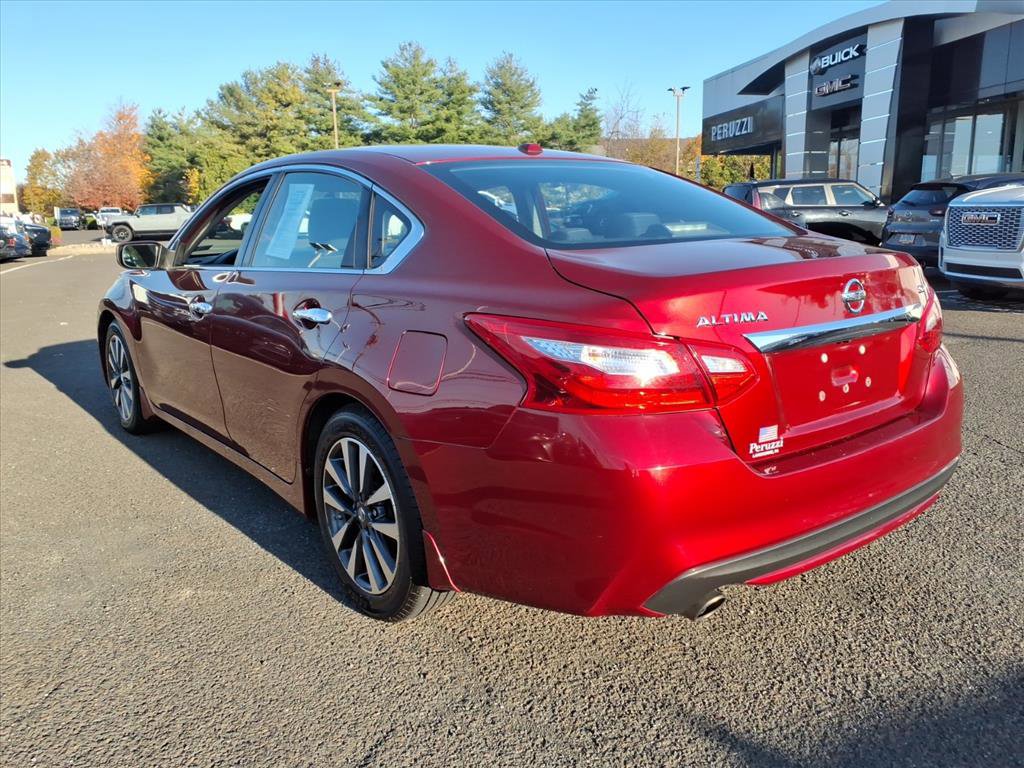 Used 2017 Nissan Altima 2.5 SV image 6