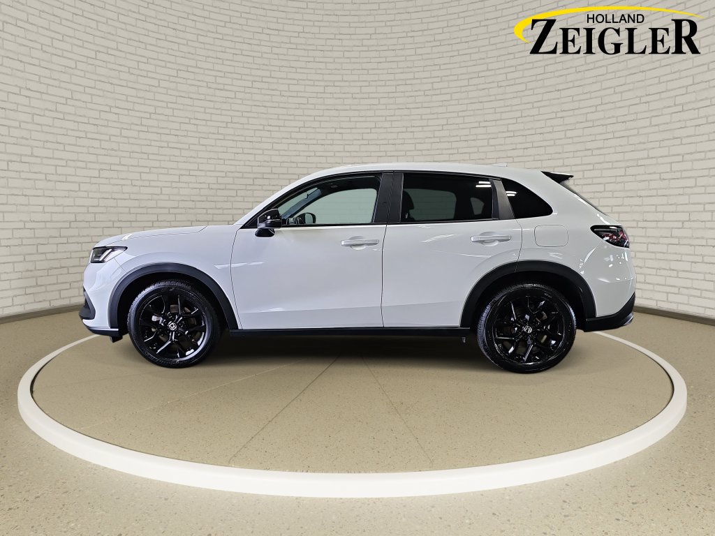 Used 2024 Honda HR-V Sport image 8