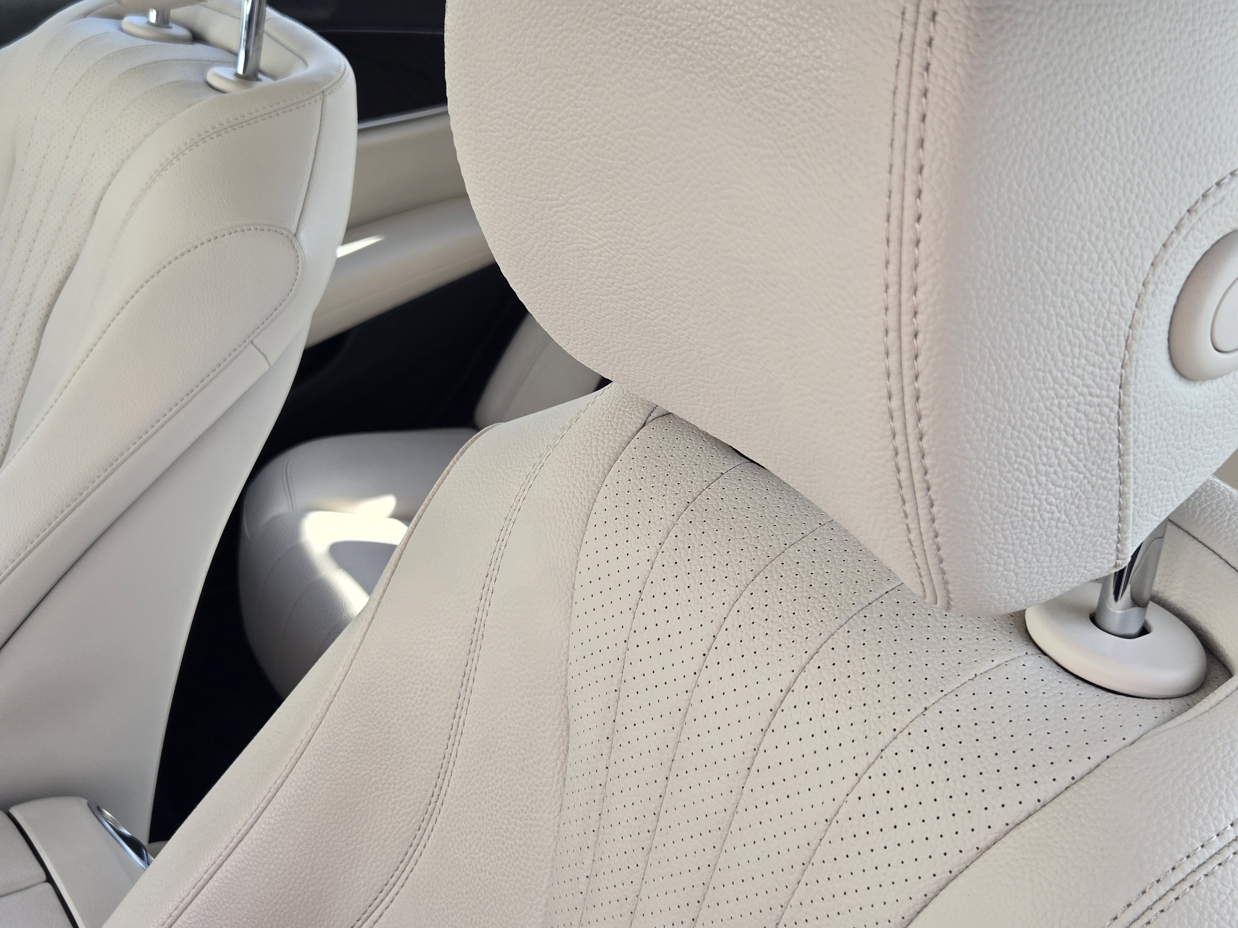 Used 2020 Mercedes-Benz E 450 4MATIC Sedan image 18